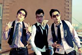 “Royal Beat Crew” анхны цомгоо гаргана